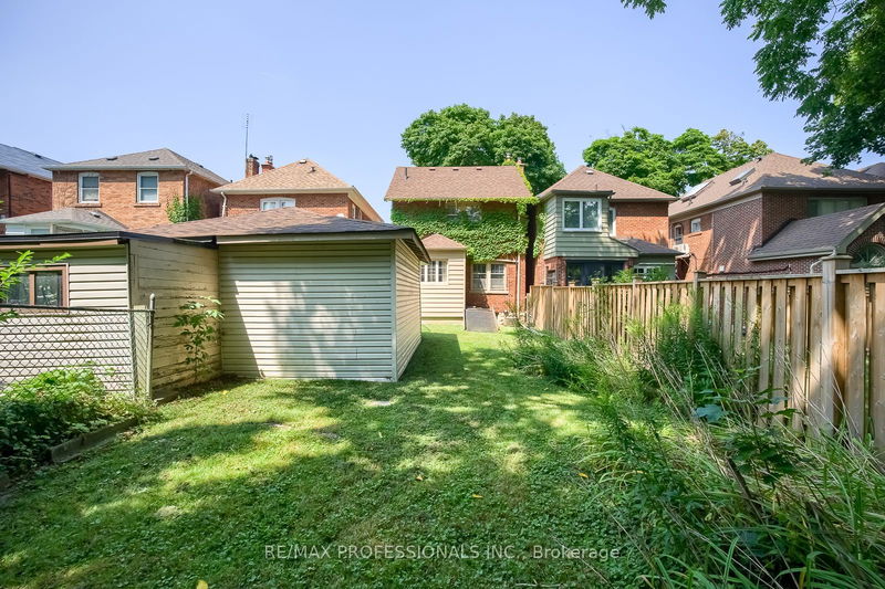 203 Brookdale Ave  Toronto, M5M 1P4 | Image 29