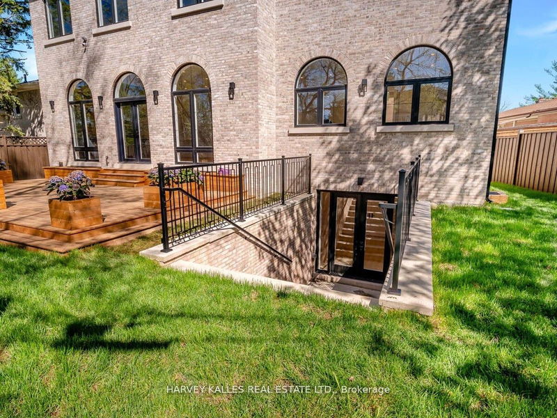 150 Holcolm Rd  Toronto, M2N 2E2 | Image 36