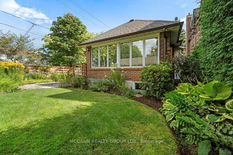 48 Joicey Blvd  Toronto, M5M 2S9 | Image 36