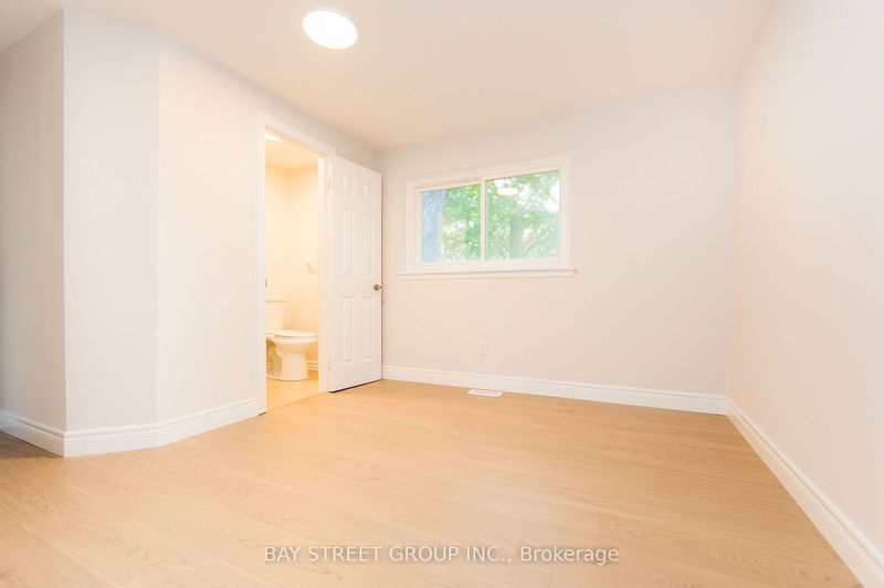 36 Brahms Ave  Toronto, M2H 1H4 | Image 22