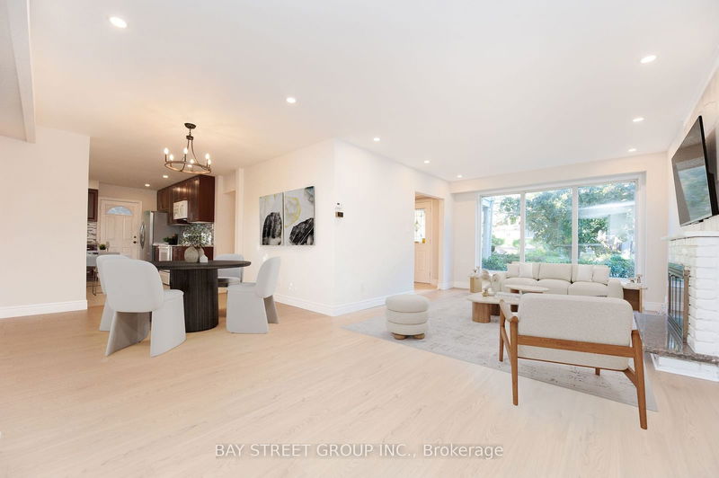 36 Brahms Ave  Toronto, M2H 1H4 | Image 8