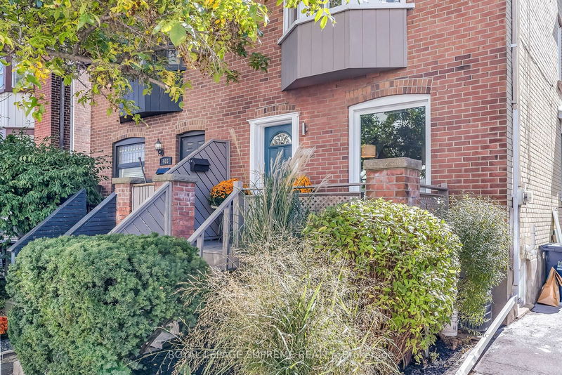 405 Dupont St  Toronto, M5R 1W3 | Image 3