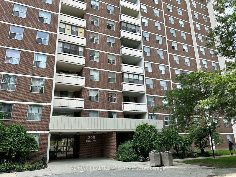 home for lease on 1204-205 Hilda Avenue W