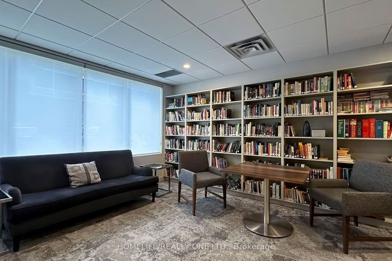  404 - 30 Gloucester St  Toronto, M4Y 1L6 | Image 33