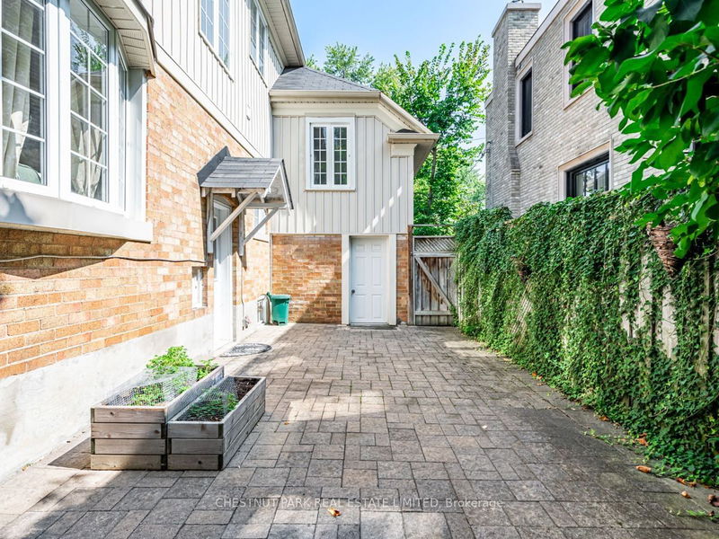 28 Brendan Rd  Toronto, M4G 2X1 | Image 29