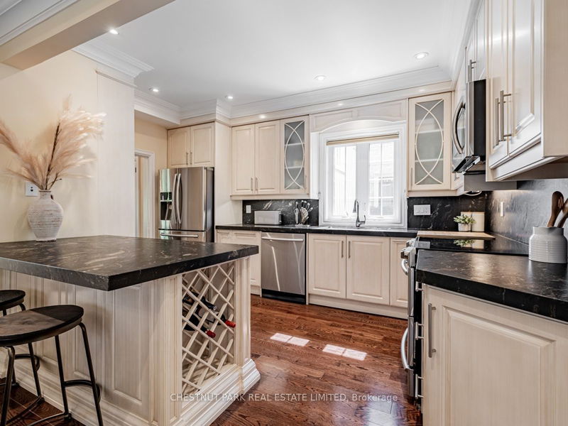 28 Brendan Rd  Toronto, M4G 2X1 | Image 7