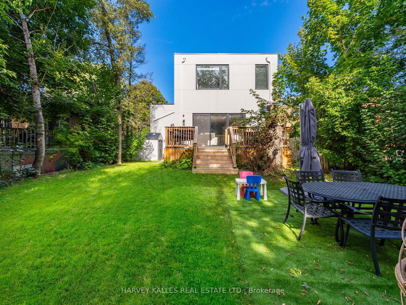 103 Burncrest Dr  Toronto, M5M 2Z6 | Image 36