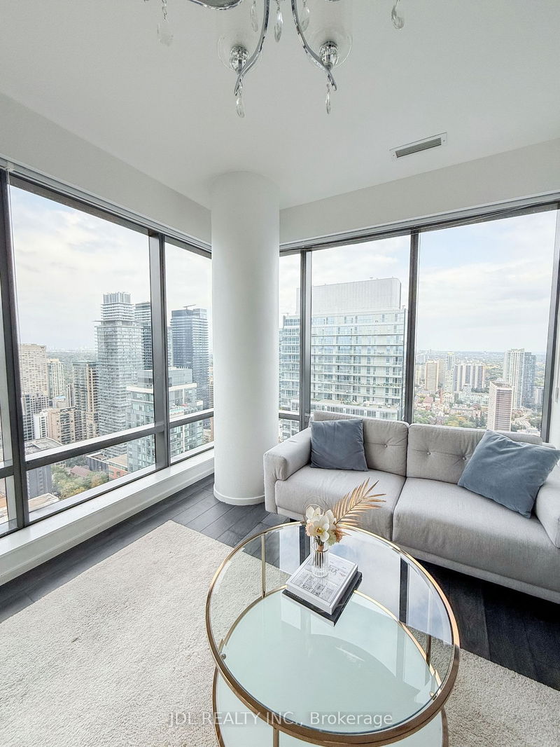 home for lease on 4110-5 St Joseph Street