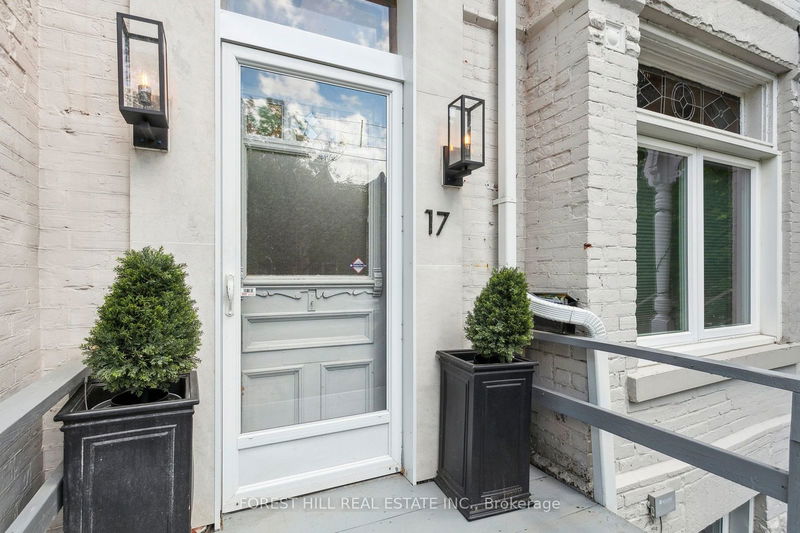 17 Marlborough Ave  Toronto, M5R 1X5 | Image 2