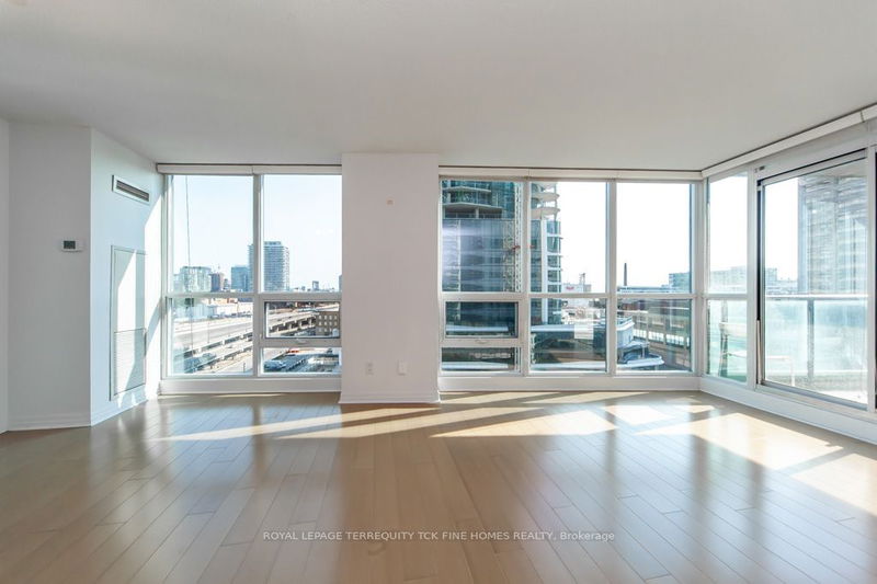  1109 - 16 Yonge St  Toronto, M5E 2A1 | Image 19