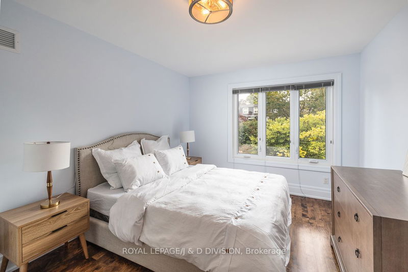 75 Gormley Ave  Toronto, M4V 1Y9 | Image 23