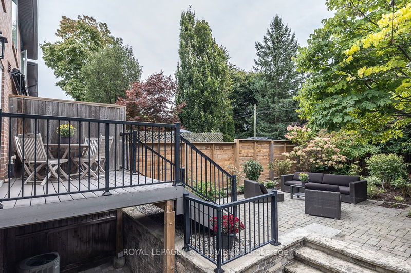 75 Gormley Ave  Toronto, M4V 1Y9 | Image 29