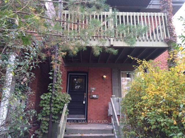 home for lease on 1-642 Dovercourt Road