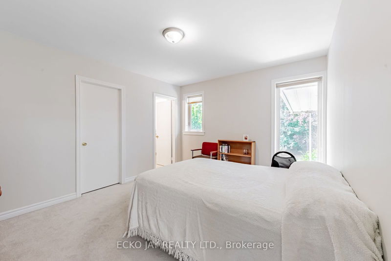 67 Laurentide Dr  Toronto, M3A 3E1 | Image 13