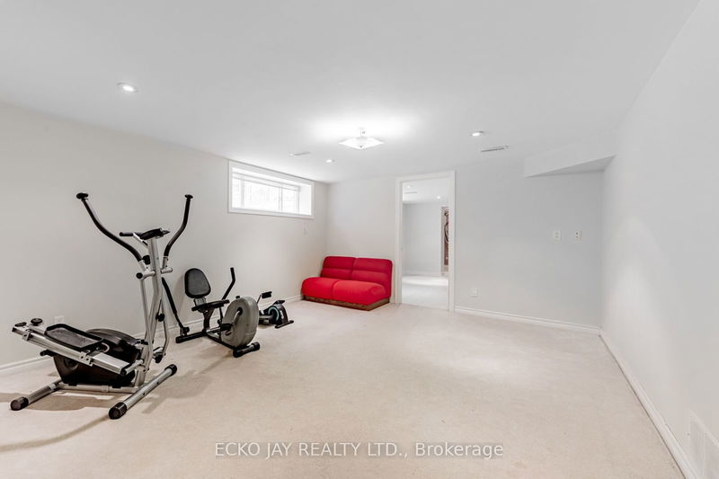 67 Laurentide Dr  Toronto, M3A 3E1 | Image 20