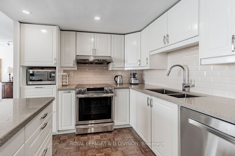  701 - 70 Montclair Ave  Toronto, M5P 1P7 | Image 11