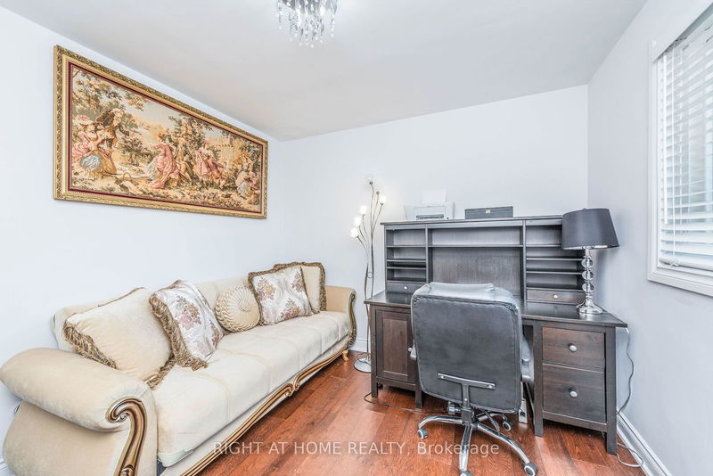 109 Fontainbleau Dr  Toronto, M2M 1P1 | Image 19