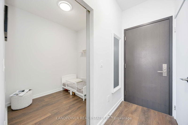  624 - 52 Forest Manor Rd  Toronto, M2J 0E2 | Image 3