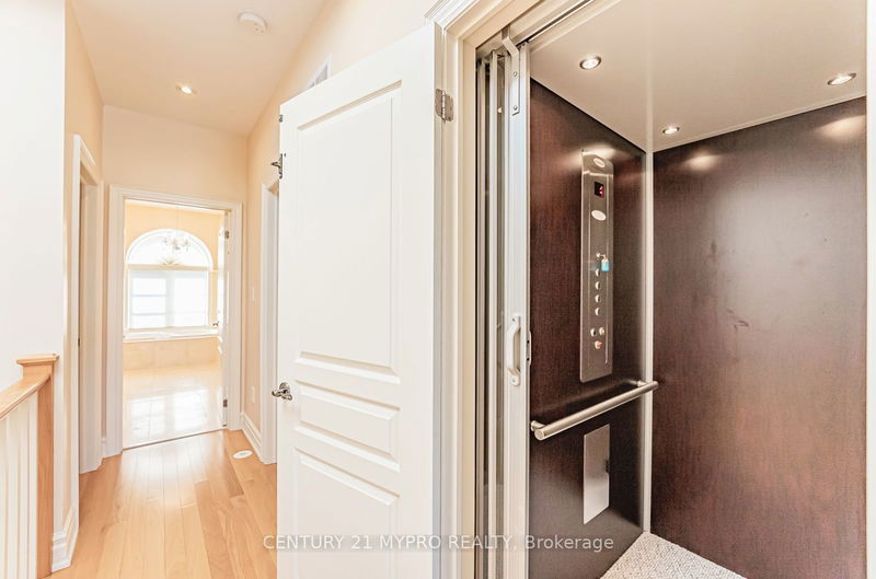 397 Dudley Ave  Toronto, M2N 7M1 | Image 23