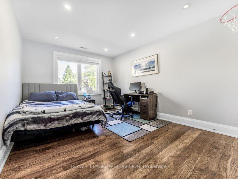 30 Broadleaf Rd  Toronto, M3B 1C2 | Image 26