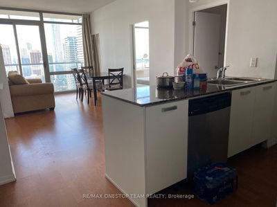 Unit 4208 — 38 Grenville St, Toronto - Bay Street Corridor image-0-3