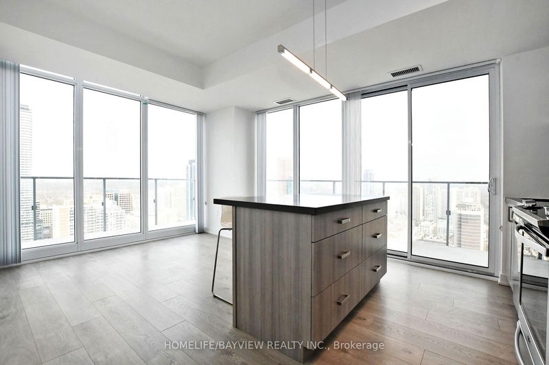 home for lease on 4004-50 Wellesley Street
