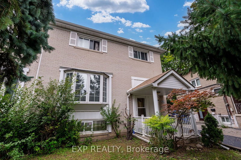 home for sale on 40 Crispin Crescent