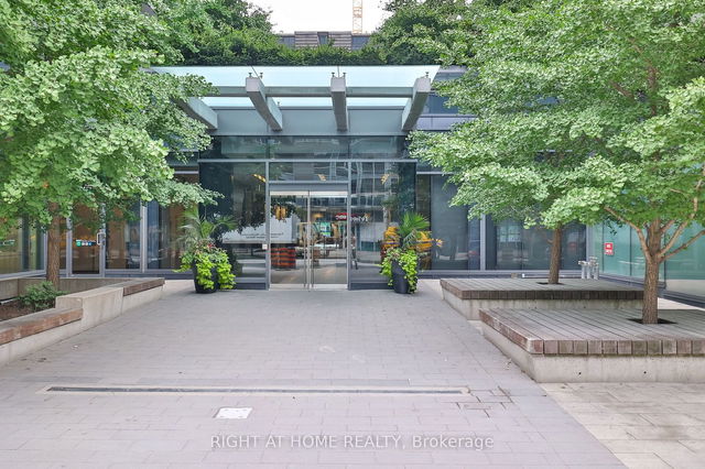 340 - 1030 King Street