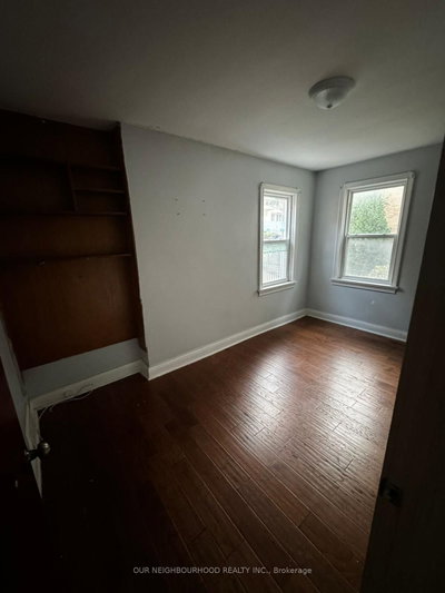 Unit Upper — 105 Poyntz Avenue — photo 5