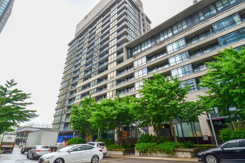 8 Telegram Mews E #832, Toronto, Ontario (MLS C9486454)