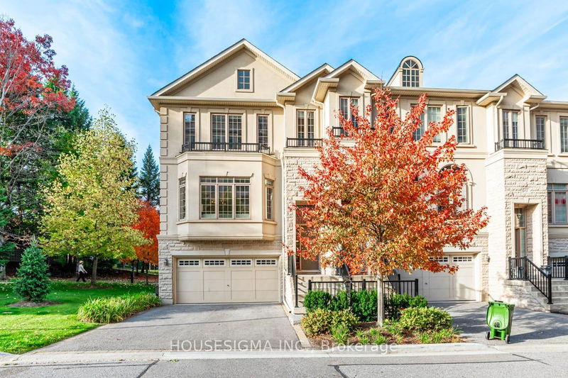 home for sale on 21 Bloorview Place