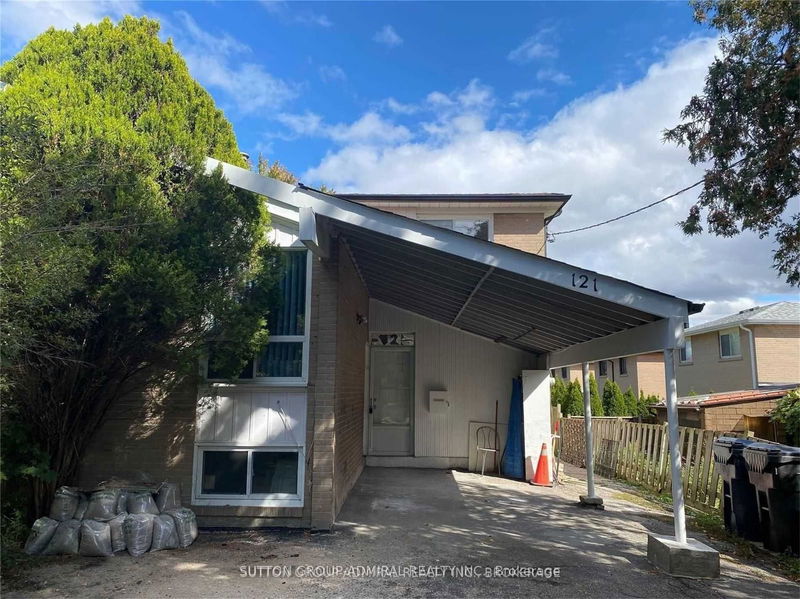 home for lease on 121 Chelmsford Avenue