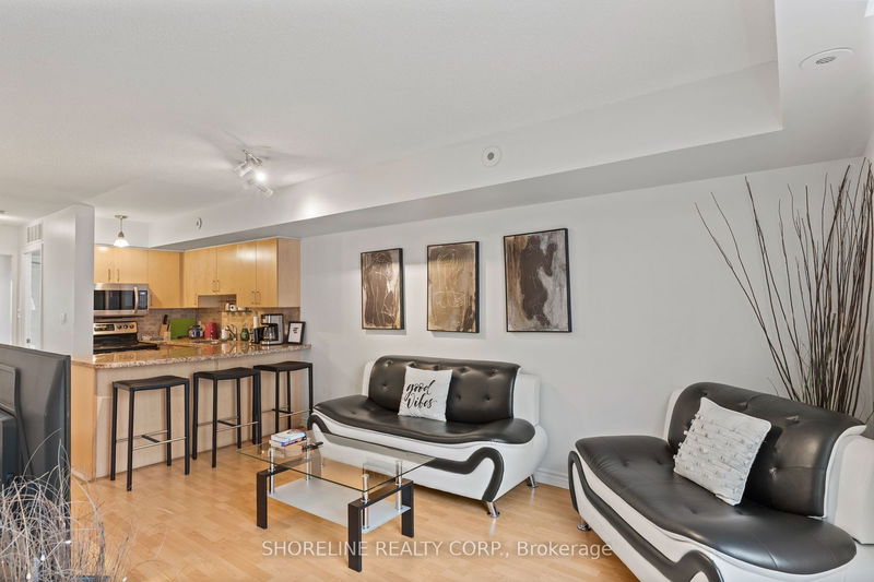 home for lease on 618-96 Strachan Avenue