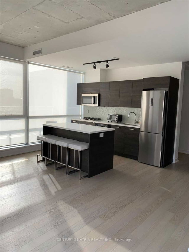 Ph21 - 39 Brant Street