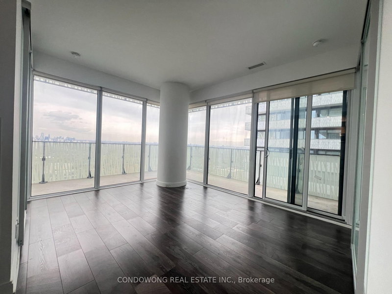 4308 - 42 Charles St E, Toronto, M4Y 0B7 | Image 2