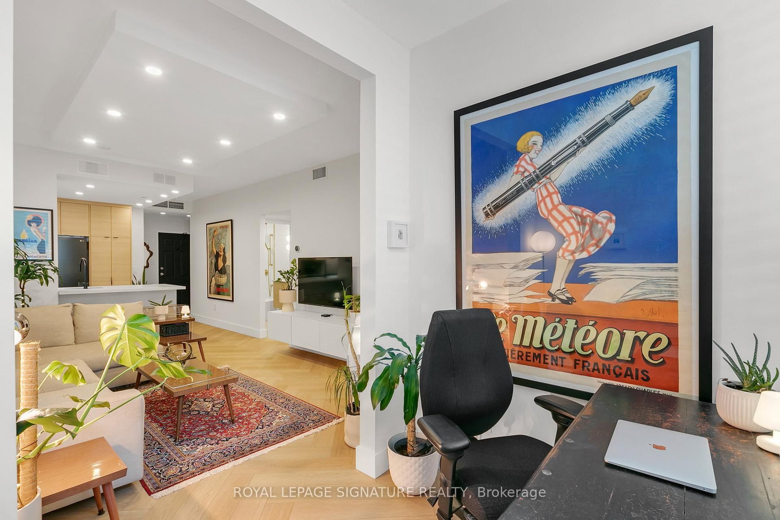 Listing Image 22
