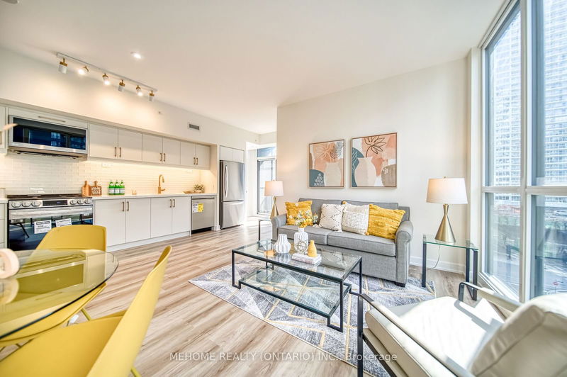 Unit 706 — 85 Queens Wharf Rd, Toronto - Waterfront Communities C1 image-0-0