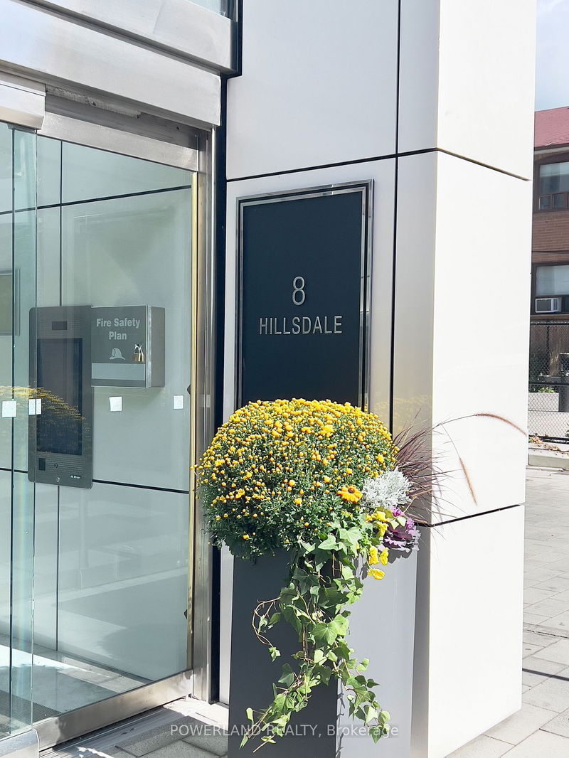 home for lease on 739-8 Hillsdale Avenue E