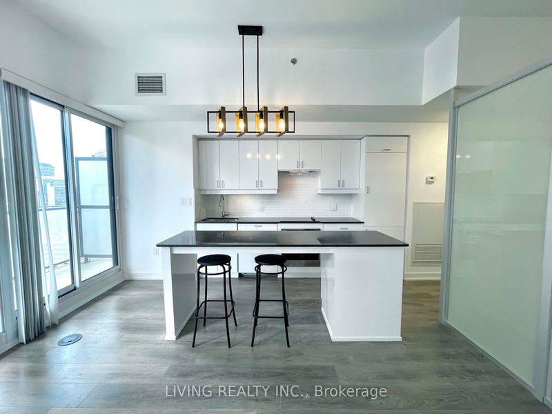 home for lease on 2005-426 University Avenue