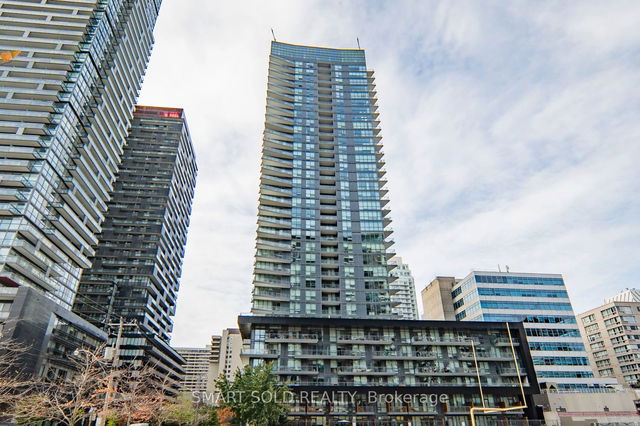 1210 - 30 Roehampton Avenue