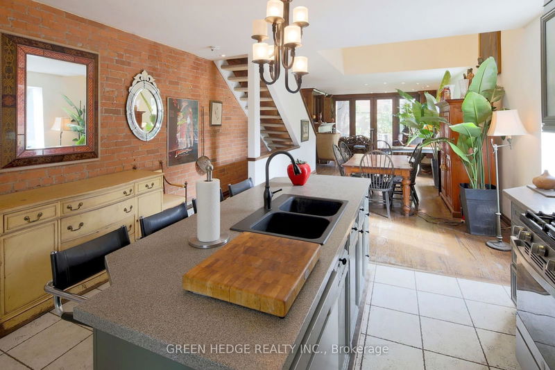 home for sale on 207 George Street