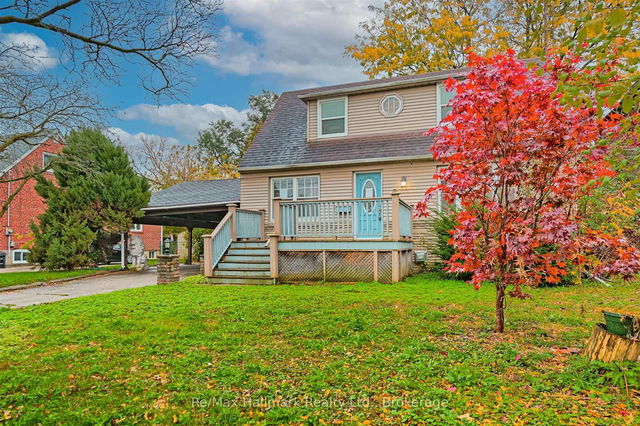 7 Calderon Crescent