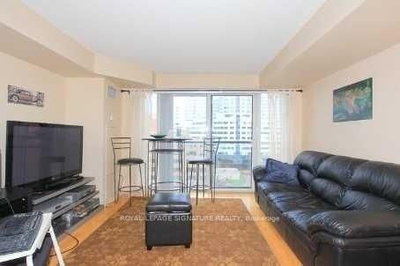Unit 1022 — 270 Wellington Street W — photo 6