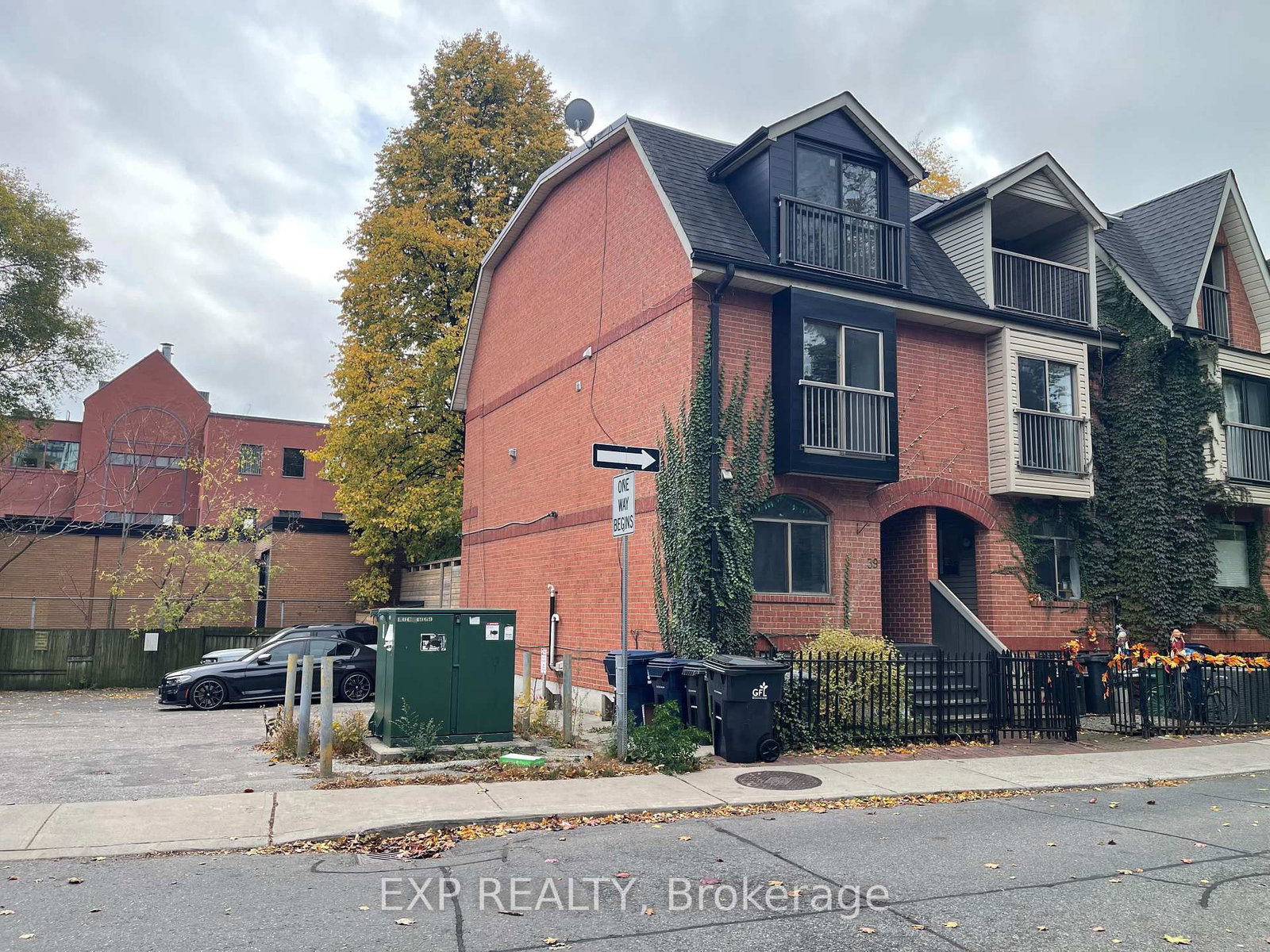 Listing Image 37