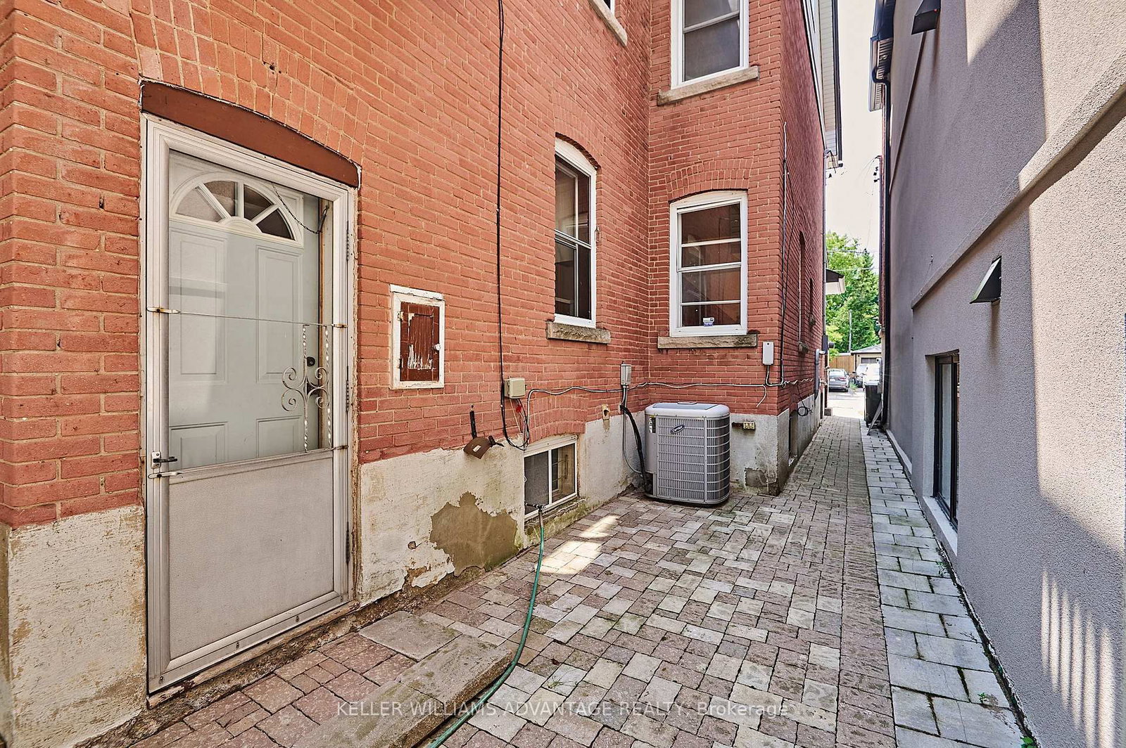 Listing Image 32