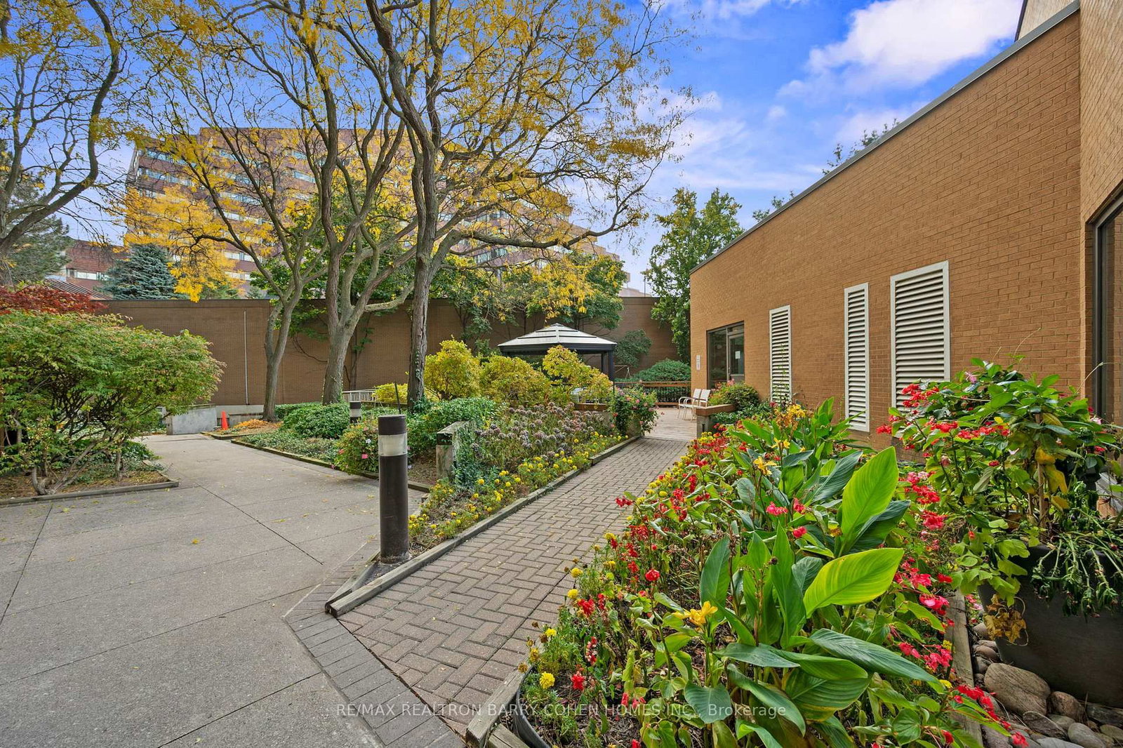 Listing Image 20