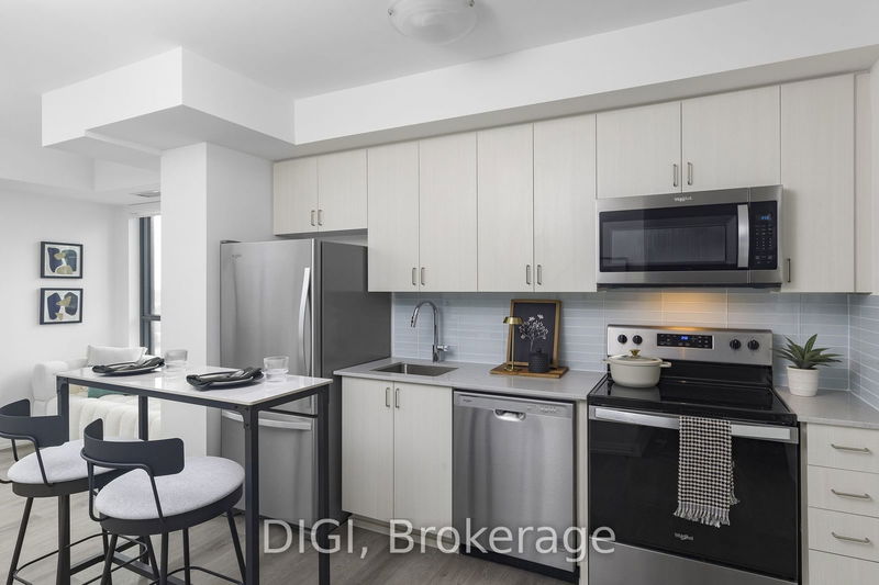 home for lease on 909-325 Yorkland Boulevard