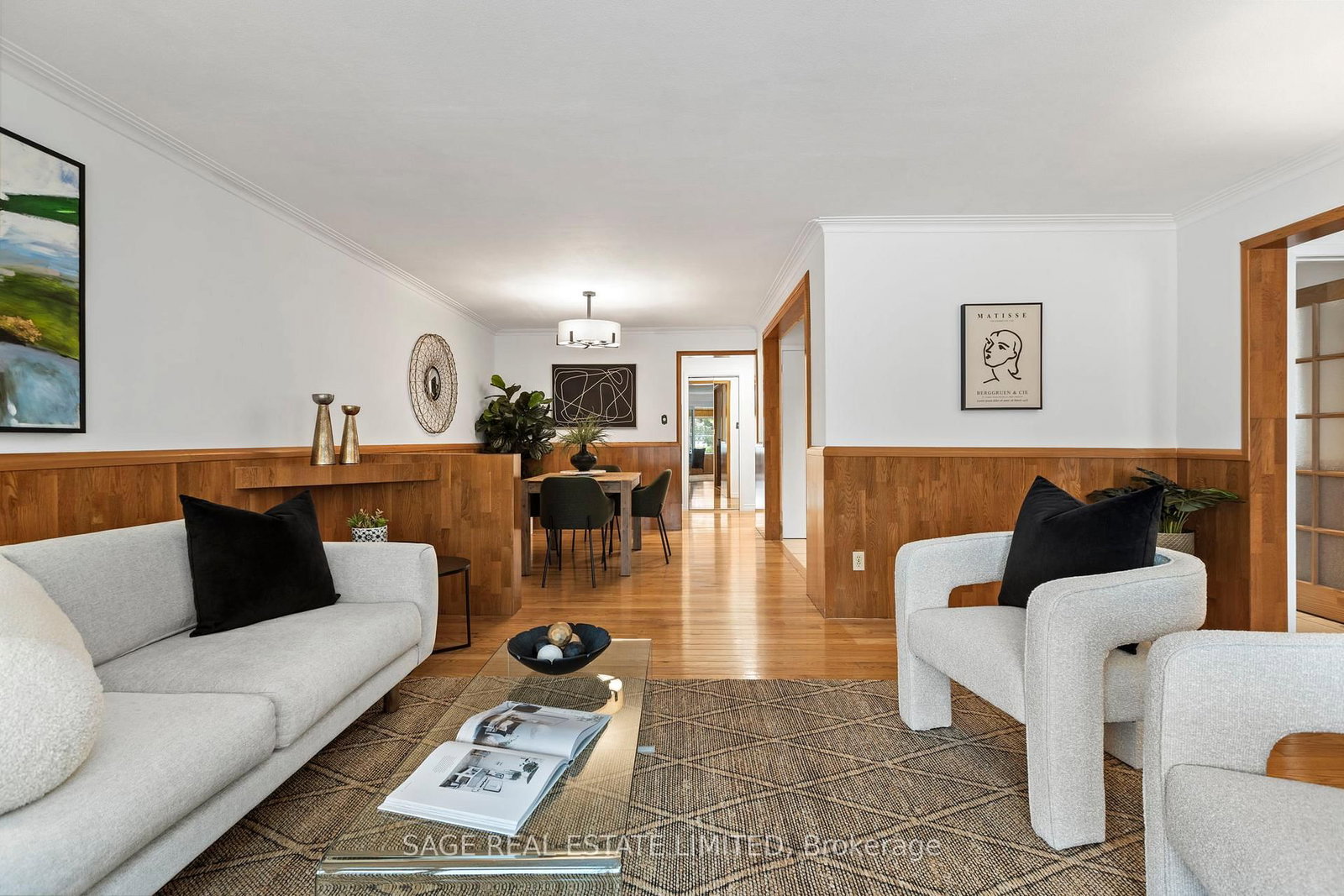Listing Image 6