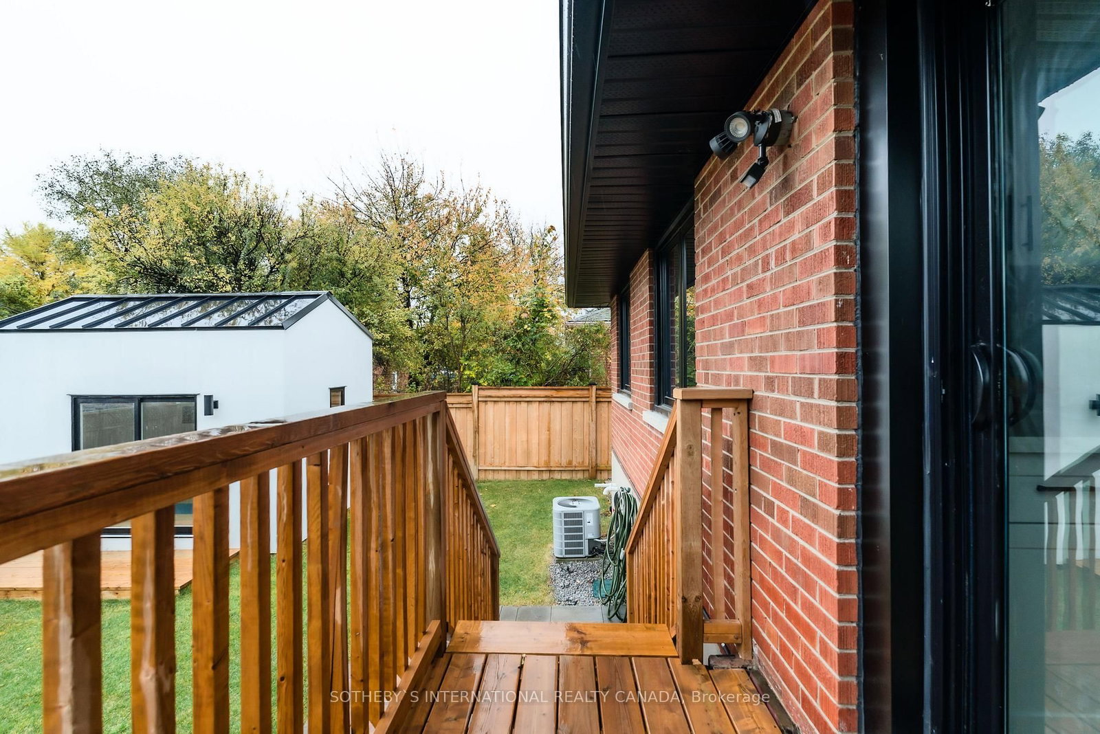 Listing Image 26