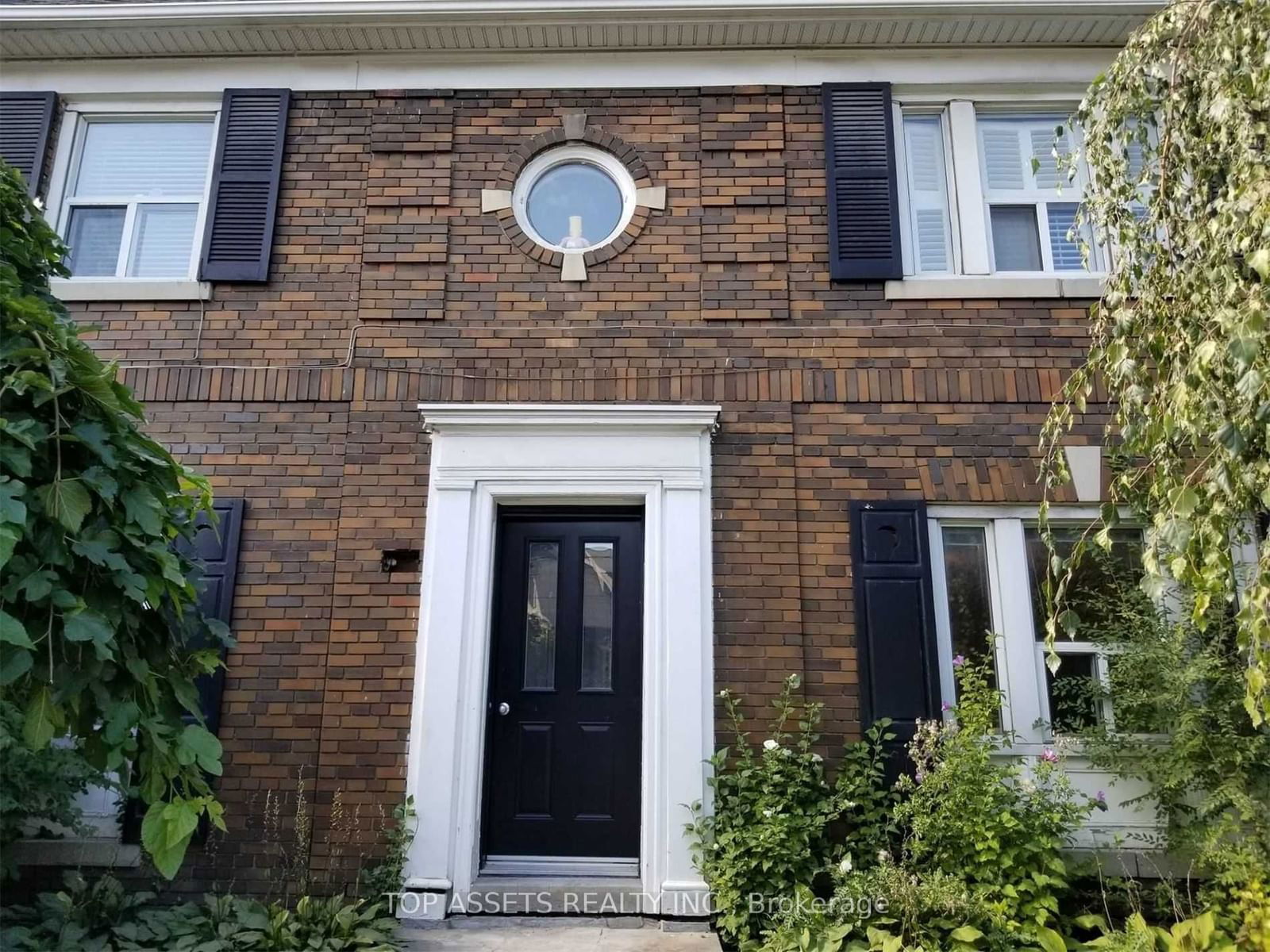 Building at 1346 Avenue Road, Toronto, Lawrence Park South